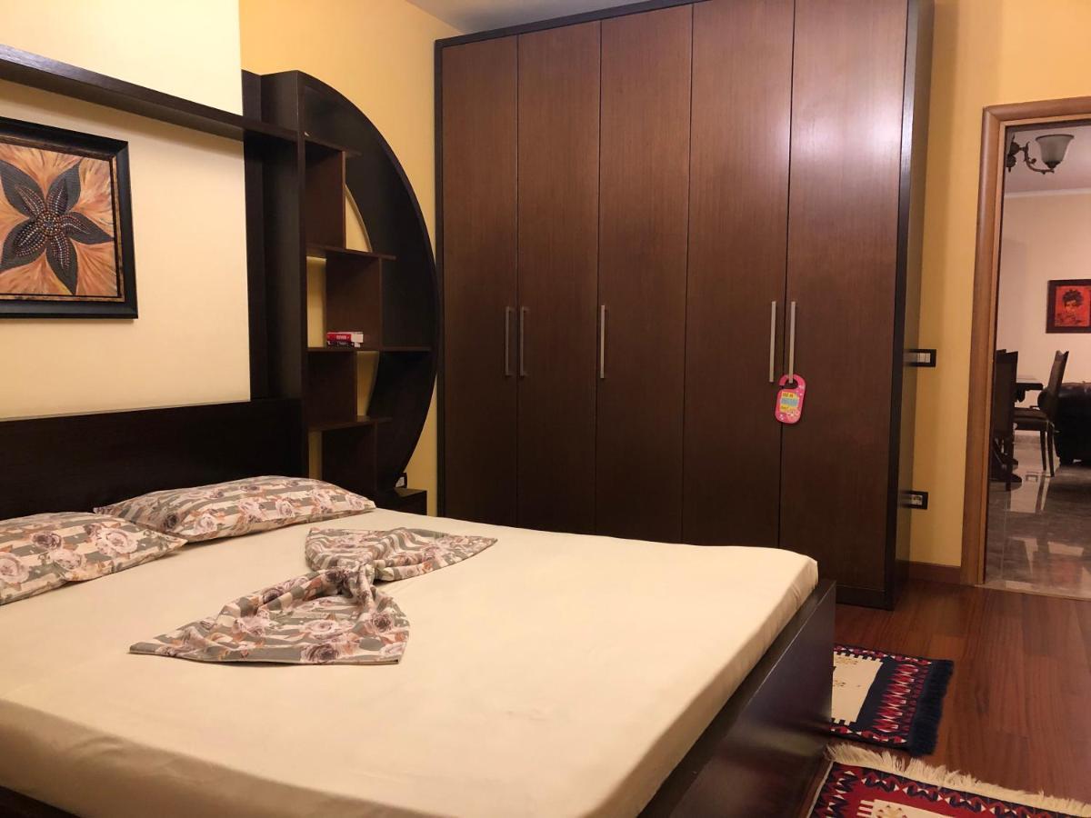 Ferienwohnung Fully Equipped Flat With Stunning Sea Views Durrës Exterior foto